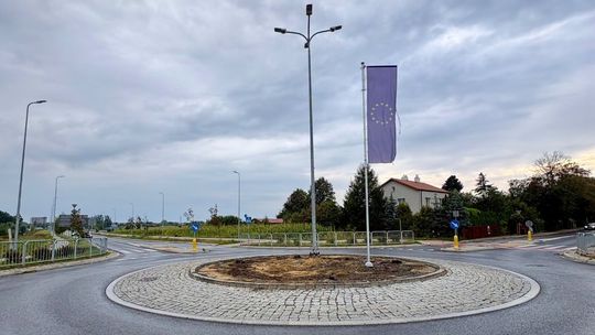 Zielona metamorfoza skrzyżowania w Płońsku. Posadzą tysiące kwiatów