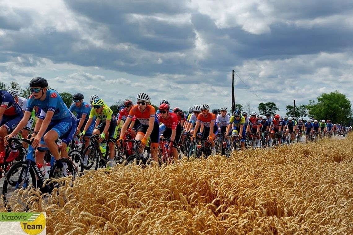 Blisko 200 kolarzy na starcie Wyścigu Dookoła Mazowsza. Trzeci etap w Płońsku!