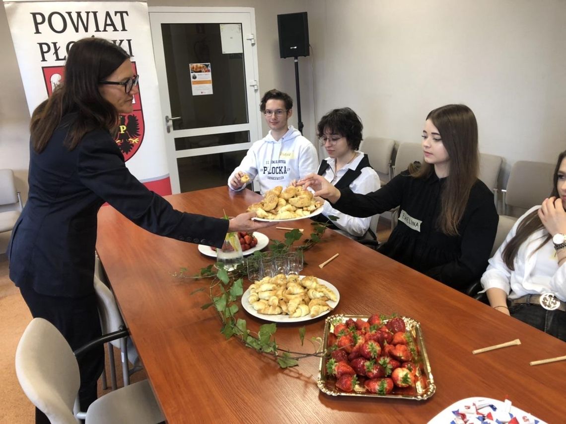 Było śniadanie z mistrzami sportu, teraz czas na brunch u starosty dla najaktywniejszych uczniów