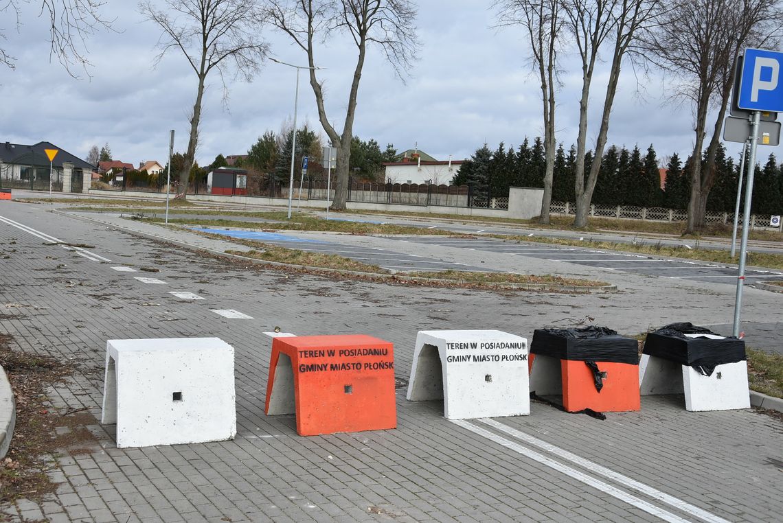 Czy to koniec telenoweli z parkingiem w tle? Jest decyzja PINB o rozbiórce