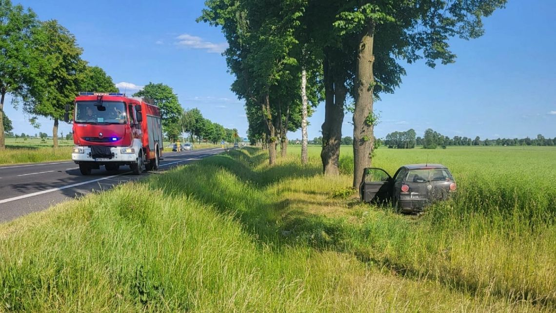 Dwa groźne zdarzenia na drogach powiatu płońskiego. 4 osoby trafiły w szpitala