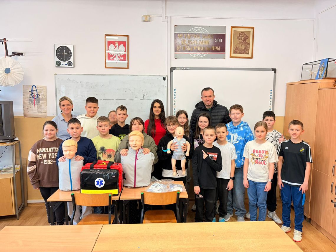 Fantomy szkoleniowe trafiły do czterech szkół w Gminie Załuski