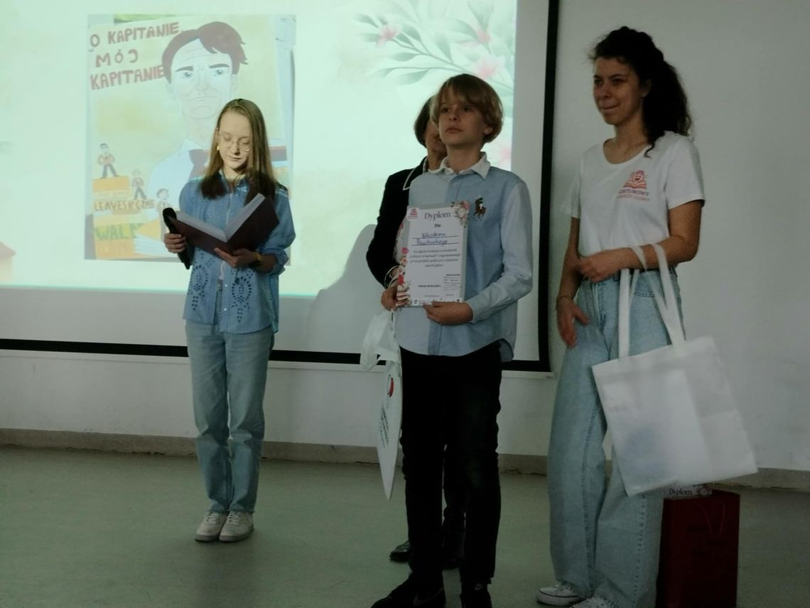 Finał projektu „Lekturowy Zawrót Głowy” w I Liceum Ogólnokształcące im. Henryka Sienkiewicza Finał projektu „Lekturowy Zawrót Głowy” w I Liceum Ogólnokształcące im. Henryka Sienkiewicza