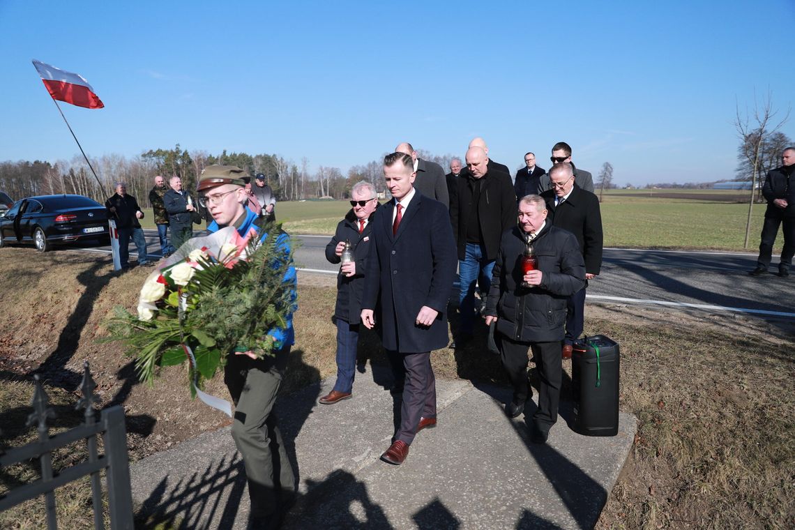 Hołd Żołnierzom Wyklętym w Popowie Borowym