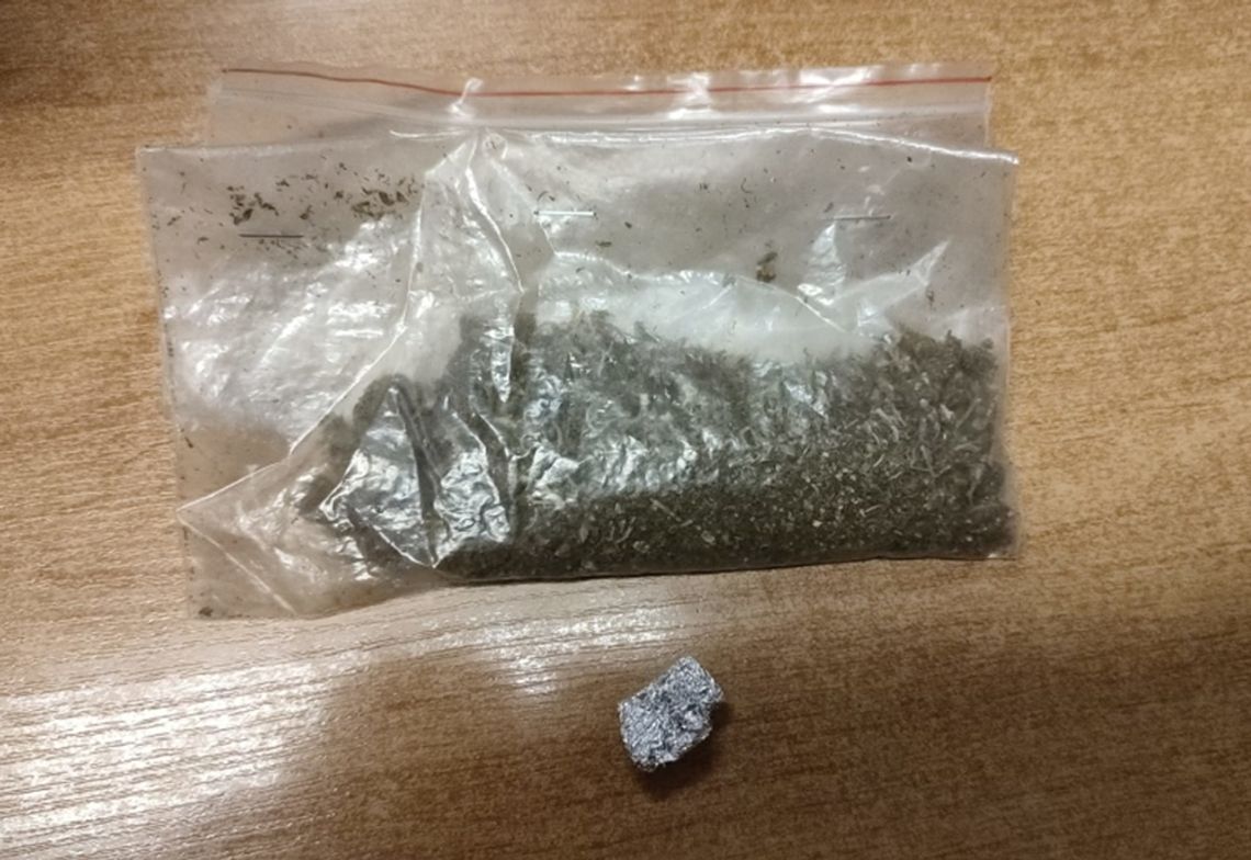 Kolejna osoba zatrzymana z narkotykami. 32-latek ukrył marihuanę w garażu