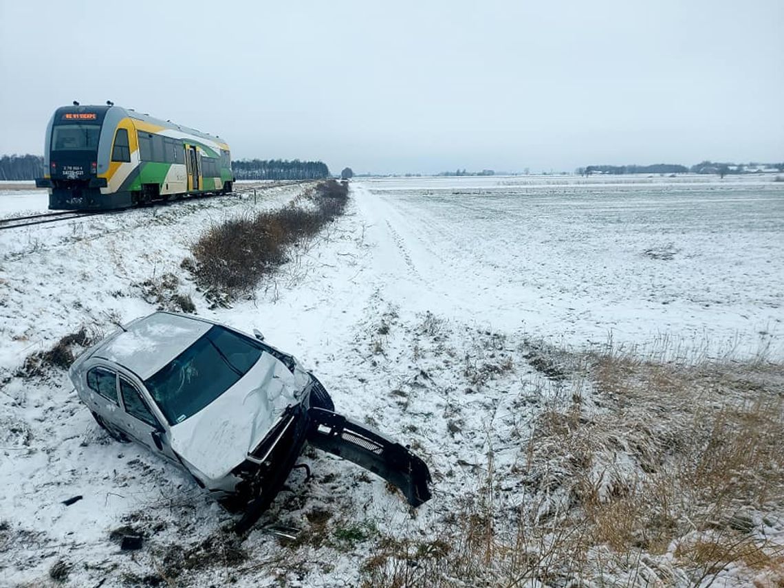 Kolejny wypadek na przejeździe kolejowym. Tym razem w powiecie sierpeckim 