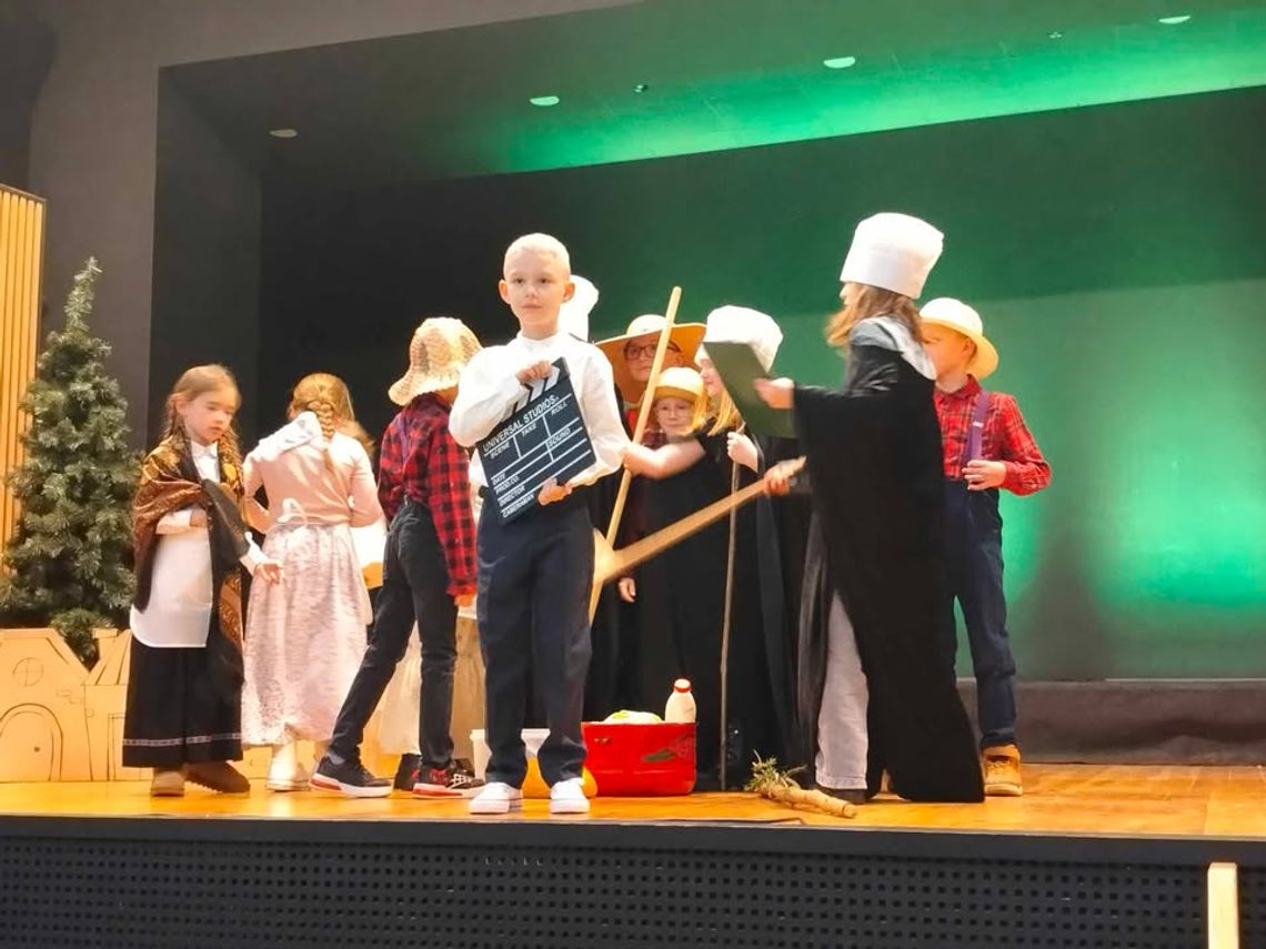 Małymi krokami na wielką scenę — finał projektu Edukacja Kulturalna Małymi krokami na wielką scenę — finał projektu Edukacja Kulturalna