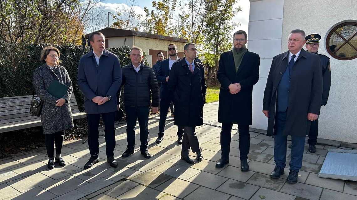 Marsz Milczenia przeszedł ulicami Płońska. Pamięć o ofiarach getta Marsz Milczenia przeszedł ulicami Płońska. Pamięć o ofiarach getta