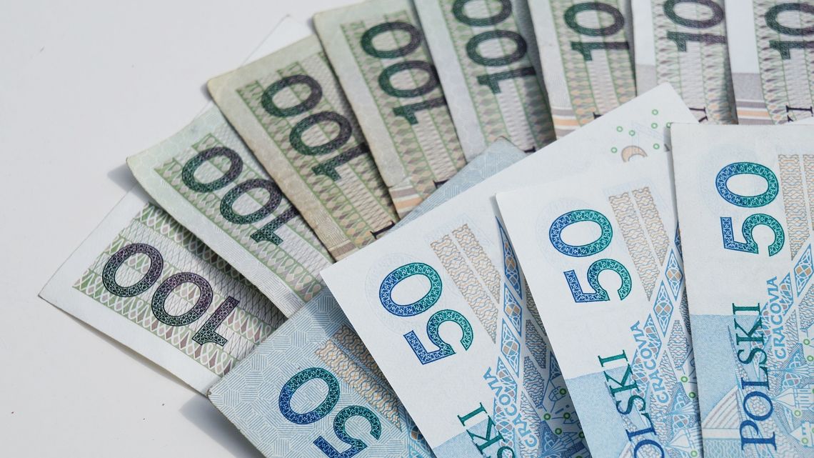 Miliony na ekologiczne oświetlenie dla mazowieckich gmin Miliony na ekologiczne oświetlenie dla mazowieckich gmin