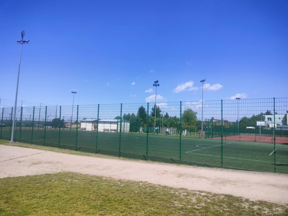 Modernizacja boisk sportowych w Lisewie i Siedlinie