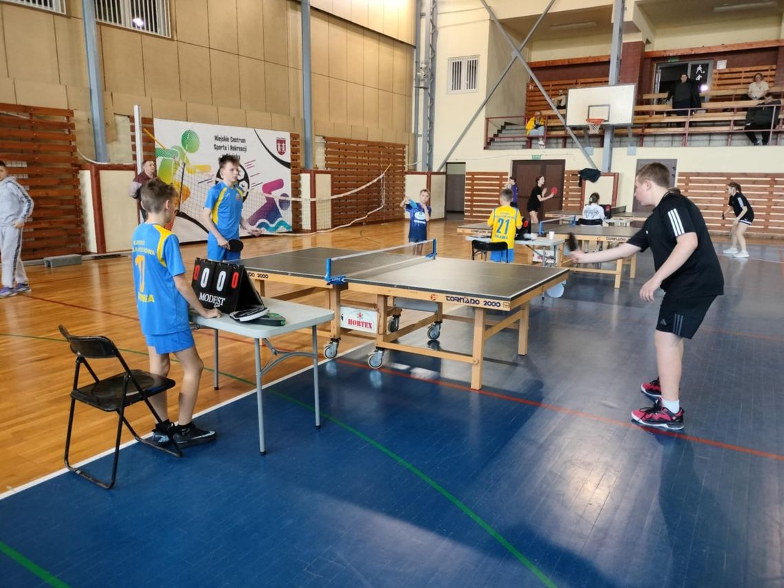 Modlitwa, sport i dobra zabawa. Dzieci z różnych parafii zagrały w tenisa stołowego