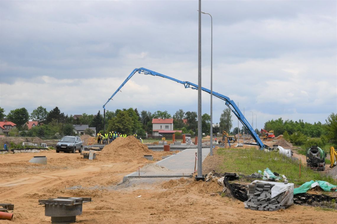 Most zalany betonem. Kolejny krok dużej inwestycji