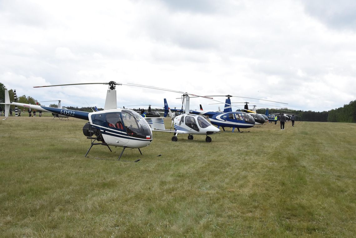 Niebo pełne maszyn. Śmigłowcowy zlot ponownie w Kępie Niebo pełne maszyn. Śmigłowcowy zlot ponownie w Kępie