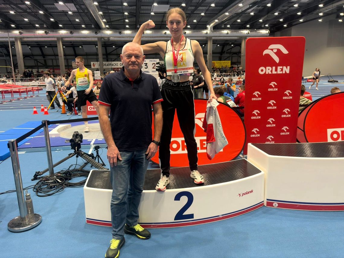Nikola Szmytkowska srebrną medalistką mistrzostw Polski