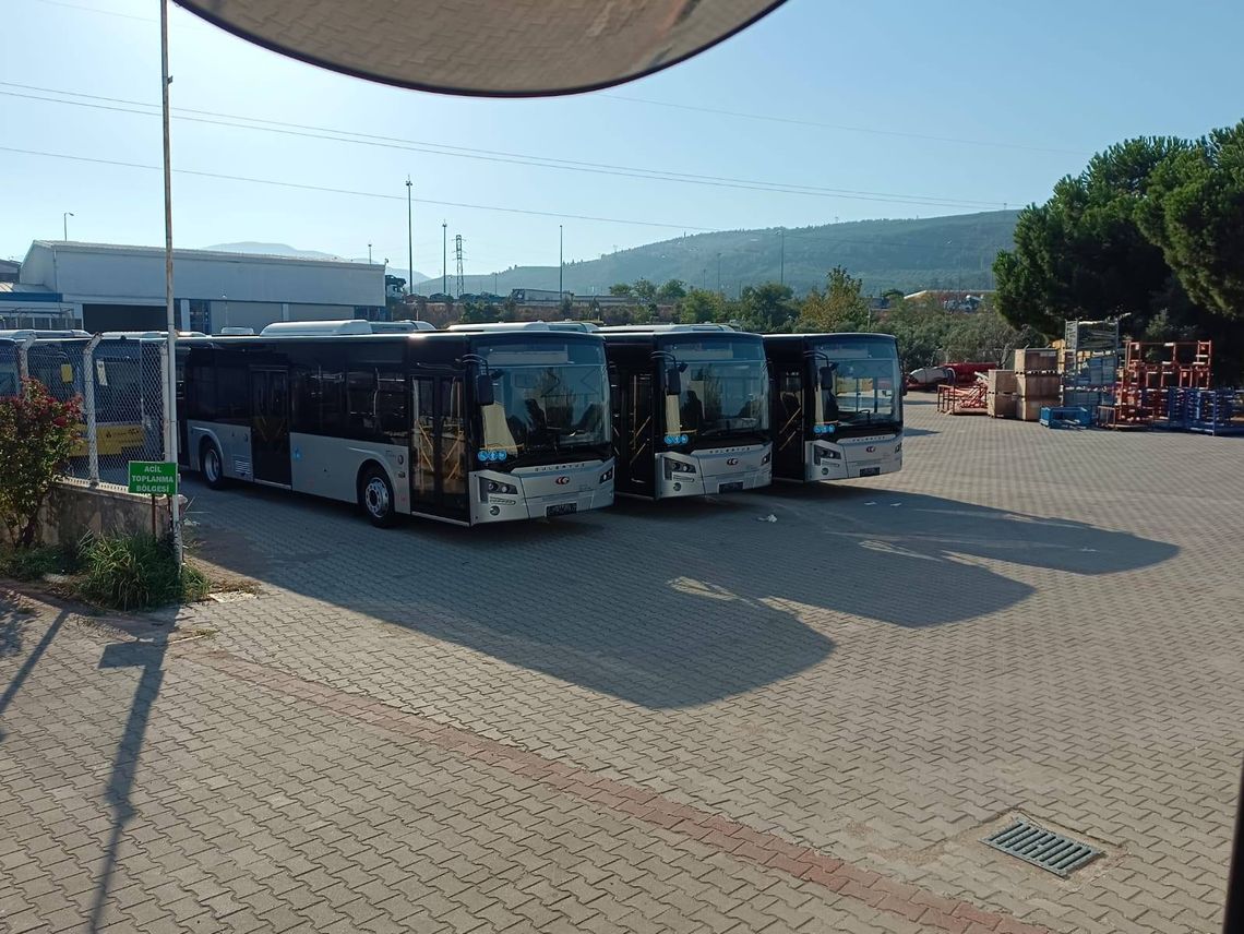 Nowe autobusy zakupione przez Gminę Staroźreby