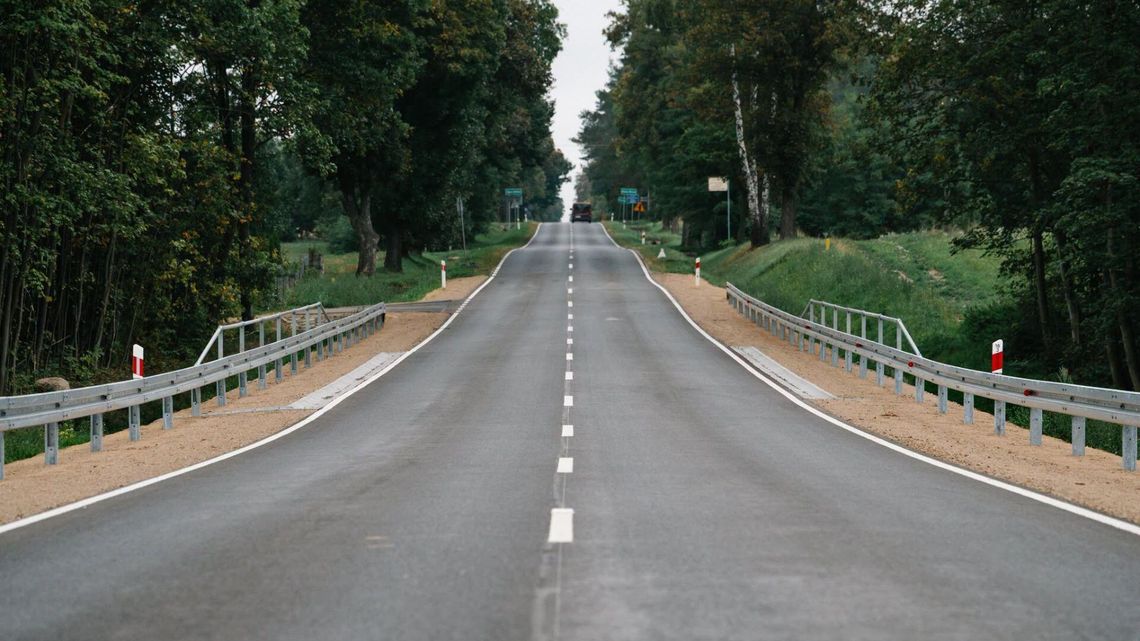 Nowy przepust na DW571 w Starej Wronie. Prace kosztowały ponad 3,3 mln zł Nowy przepust na DW571 w Starej Wronie. Prace kosztowały ponad 3,3 mln zł