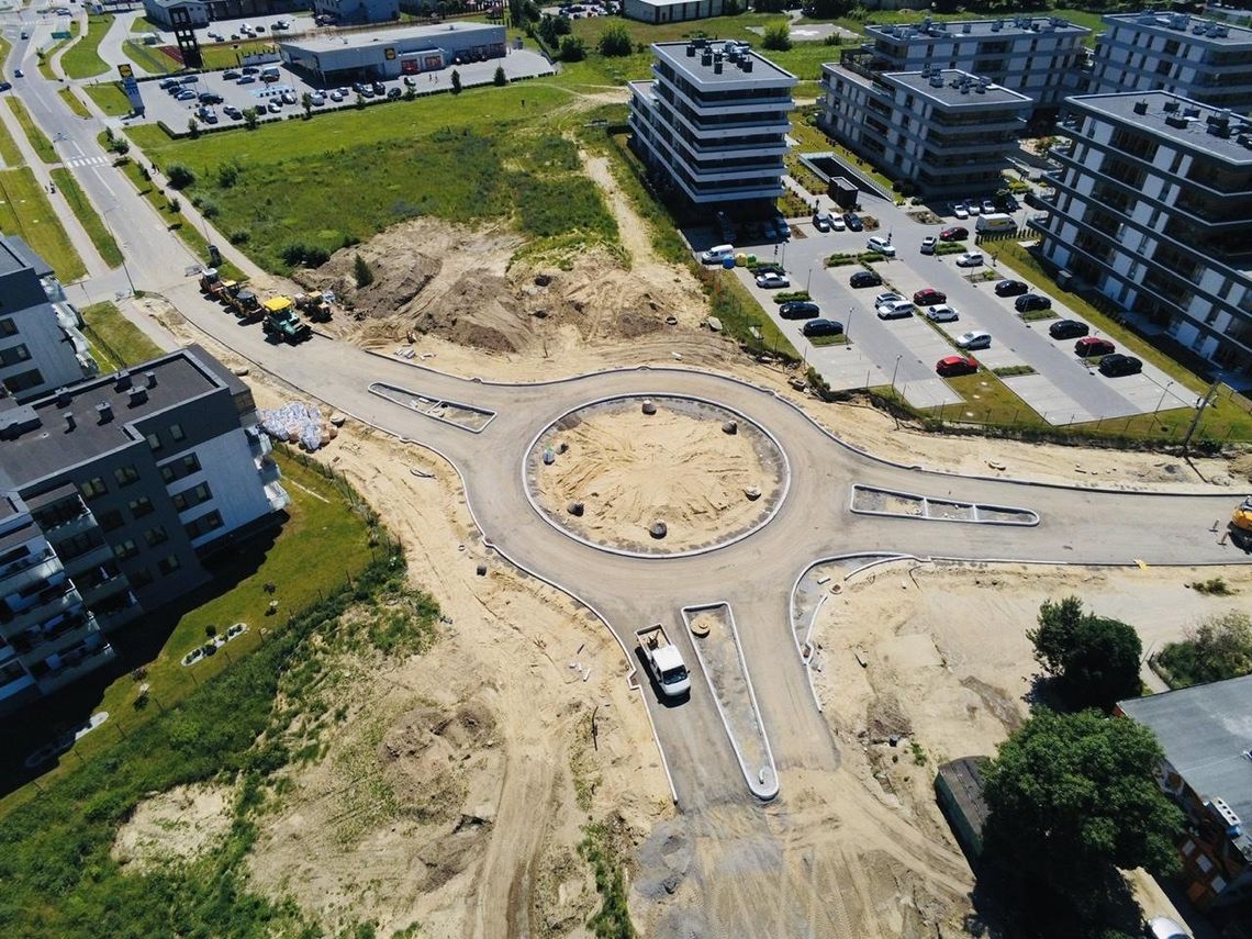 Nowy termin oddania do użytku ronda na obwodnicy wschodniej. Skąd opóźnienia? Nowy termin oddania do użytku ronda na obwodnicy wschodniej. Skąd opóźnienia?