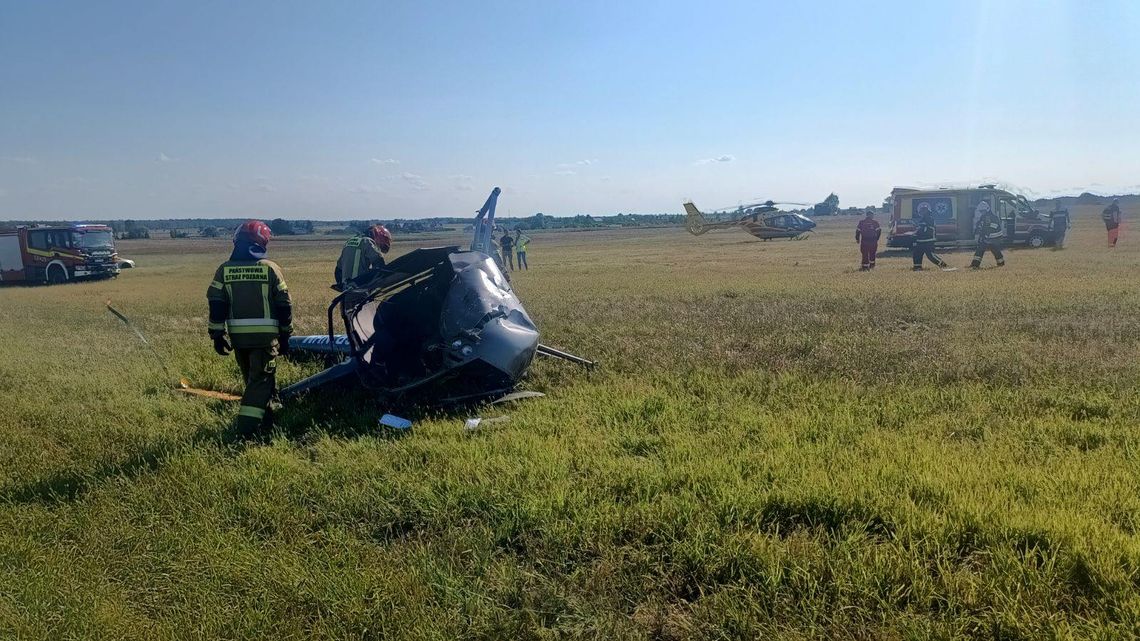 Pilot śmigłowca lądował przymusowo pod Nasielskiem. Wyszedł z maszyny o własnych siłach