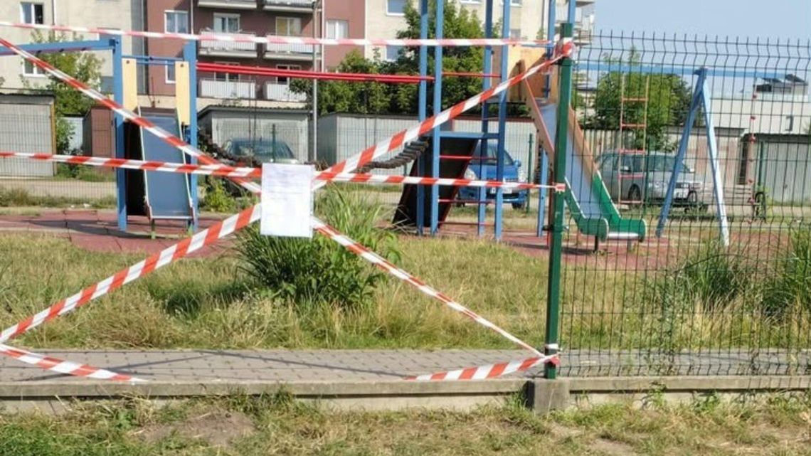 Plac zabaw w Raciążu nadal zamknięty. Ratusz wydał oświadczenie Plac zabaw w Raciążu nadal zamknięty. Ratusz wydał oświadczenie