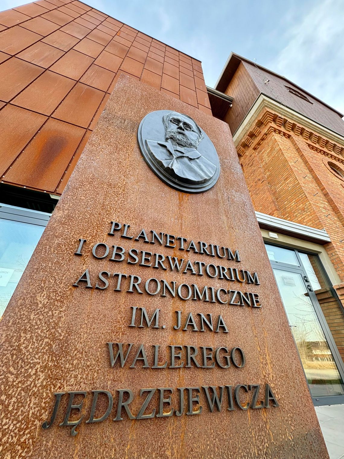 Planetarium i Obserwatorium Astronomiczne w Płońsku laureatem nagrody TOP Inwestycje Komunalne