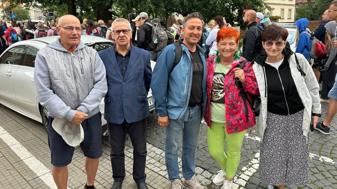 Płocka pielgrzymka w drodze na Jasną Górę – pątnicy pokonają 250 kilometrów