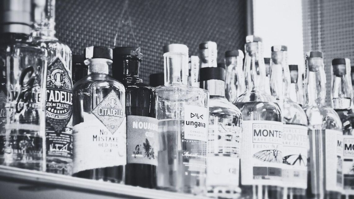 Płońsk rozważa nocną prohibicję. Ruszają konsultacje społeczne