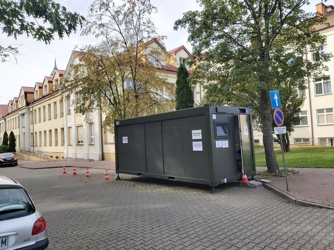 Płoński szpital wydłuża godziny pracy punktu pobrań Covid-19