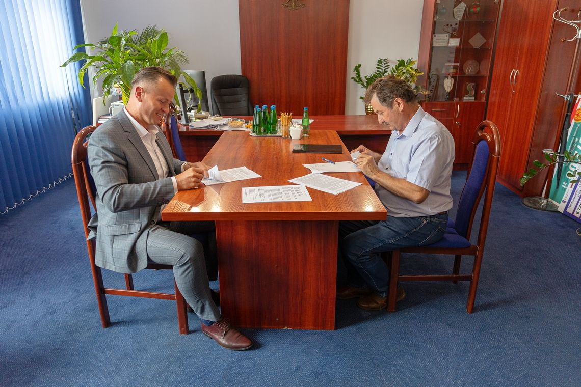 Podpisano umowę na budowę przydomowych oczyszczalni ścieków w gminie Nasielsk Podpisano umowę na budowę przydomowych oczyszczalni ścieków w gminie Nasielsk