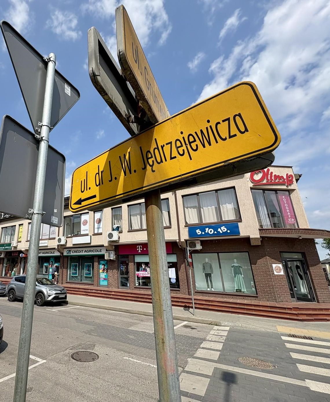 Podpisano umowę związaną z przebudową ulicy Jędrzejewicza w Płońsku