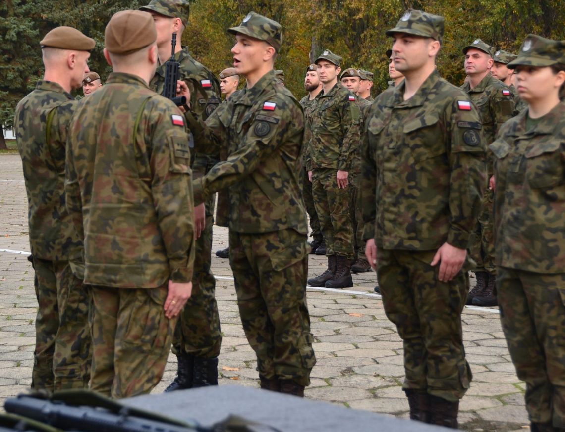 Ponad 60 nowych ochotników  zasiliło szeregi 5. Mazowieckiej Brygady Obrony Terytorialnej. Było to już 30 wcielenie  do służby od początku jej istnienia