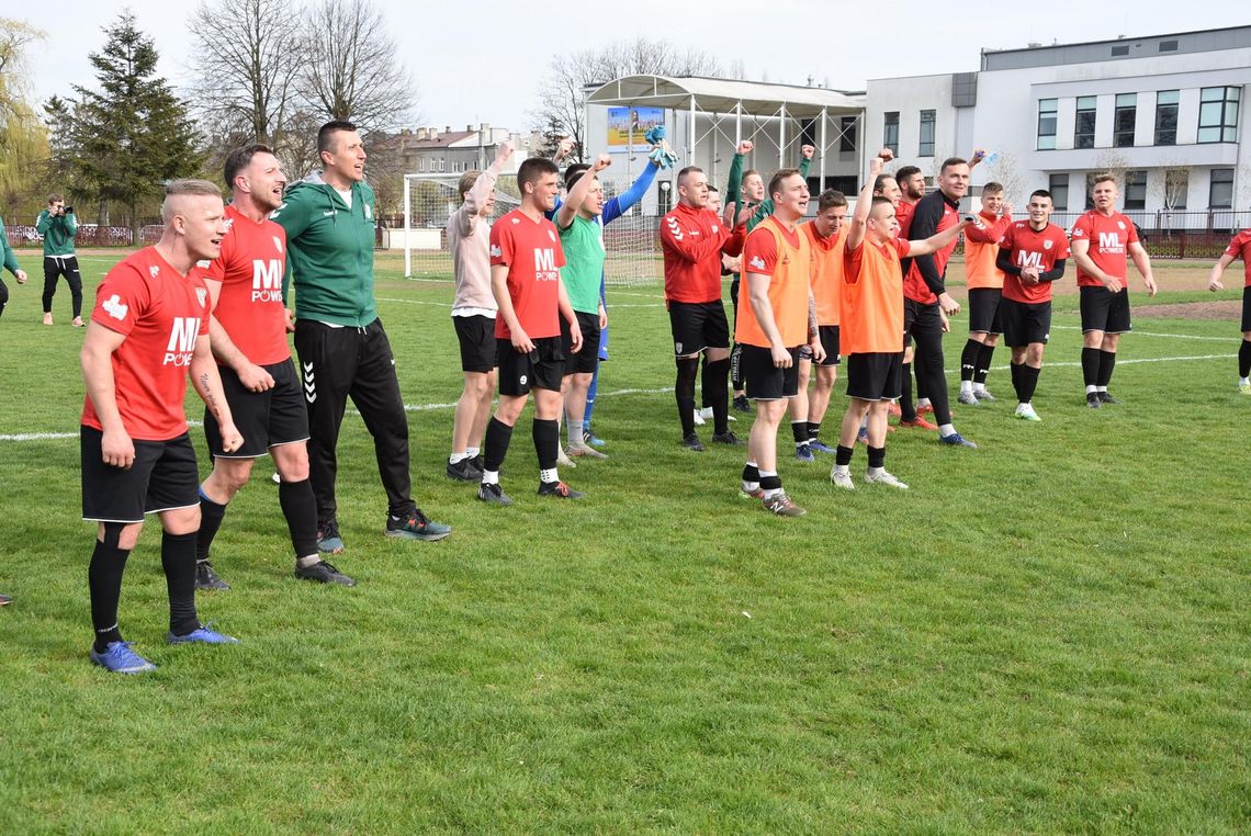 Porażka Płońskiej Akademii Futbolu w meczu na szczycie