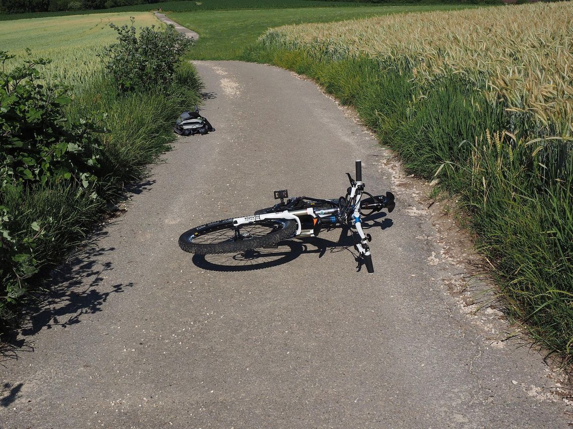 Potrącony rowerzysta trafił do szpitala