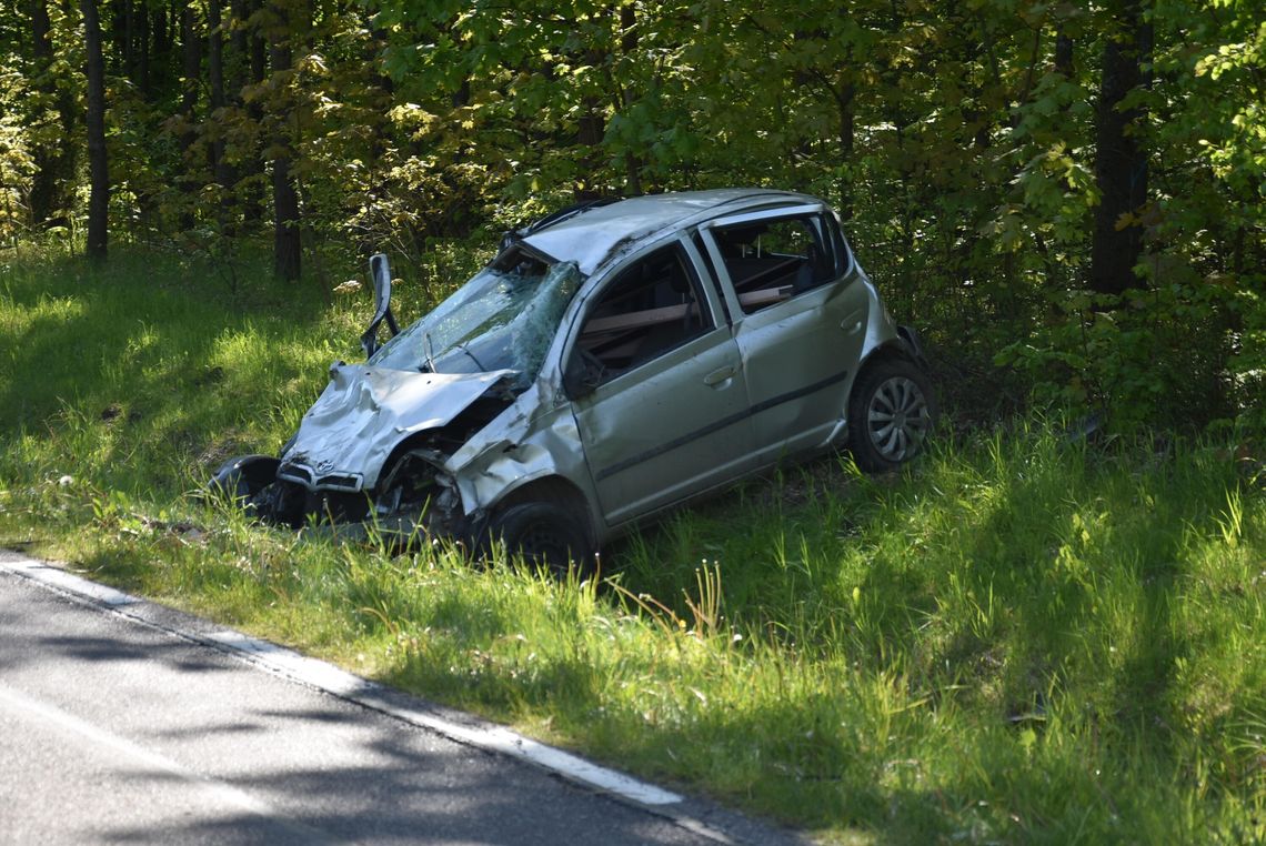 Poważny wypadek w Bolęcinie. 4 osoby poszkodowane, jedna nie żyje