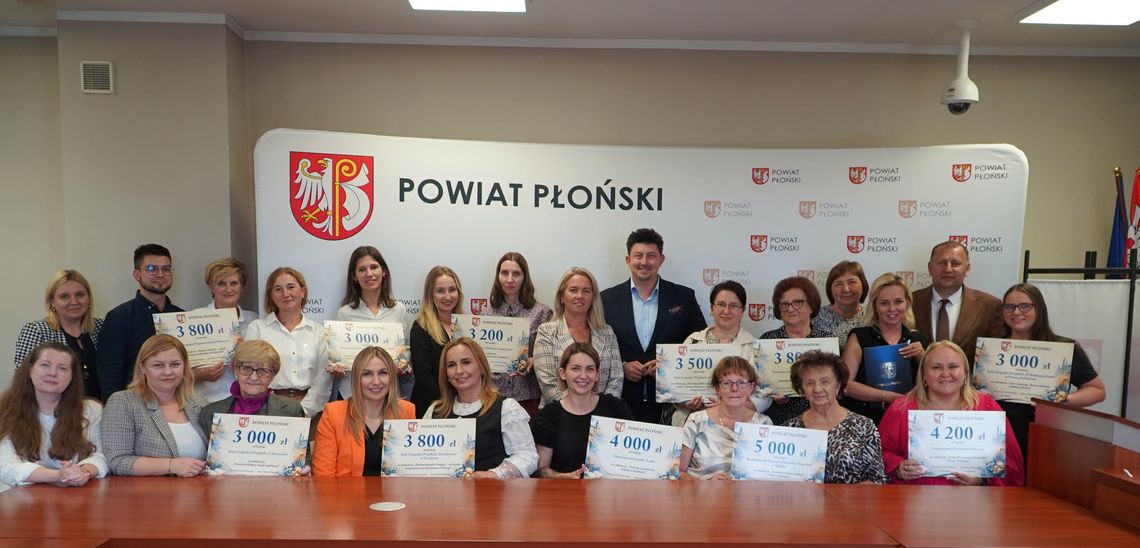 Powiat płoński wsparł organizacje. 67 tys. zł na kulturę i dziedzictwo Powiat płoński wsparł organizacje. 67 tys. zł na kulturę i dziedzictwo
