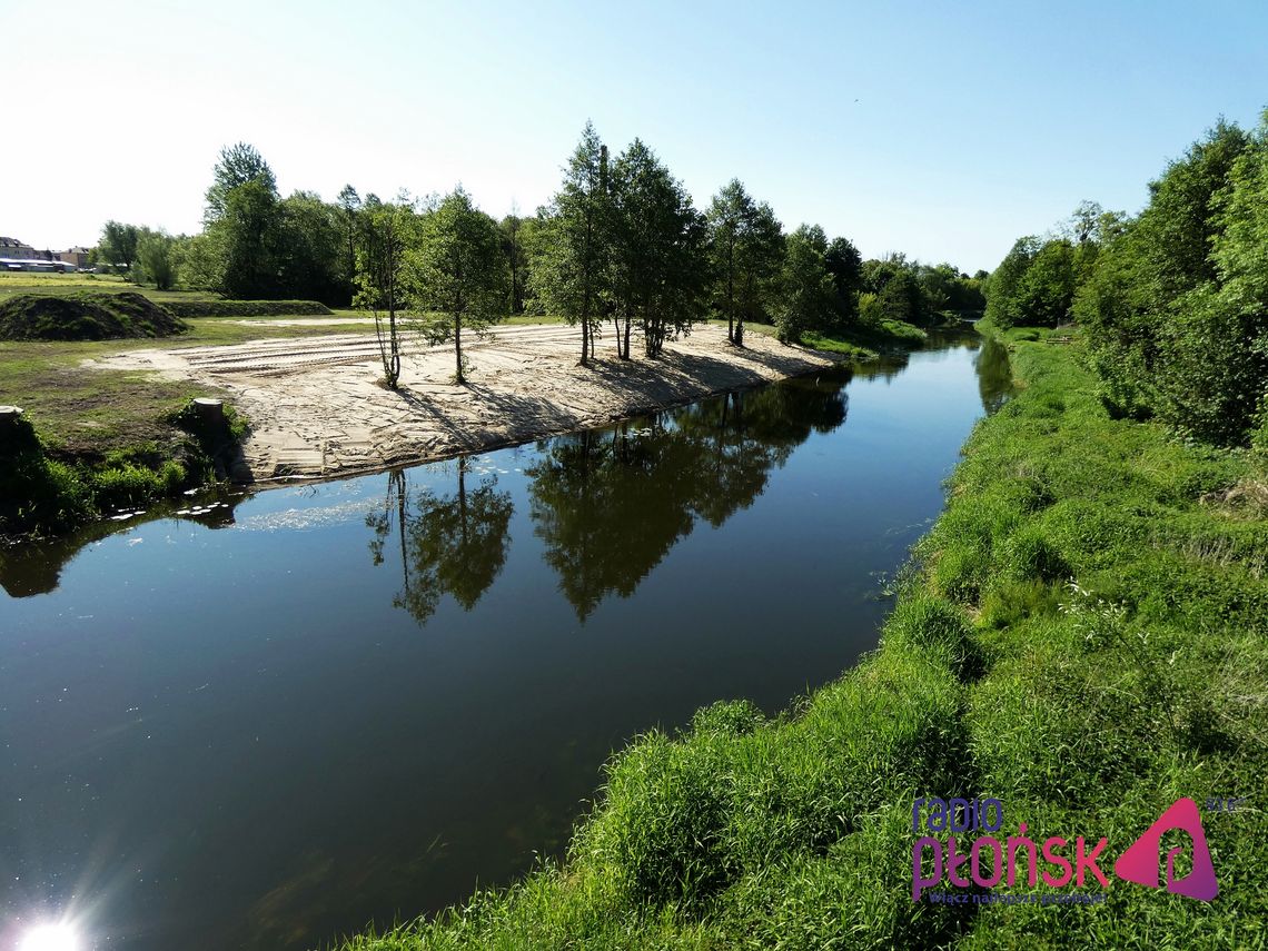 Powstaje miejska plaża nad Wkrą w Glinojecku. Zobacz u nas zdjęcia