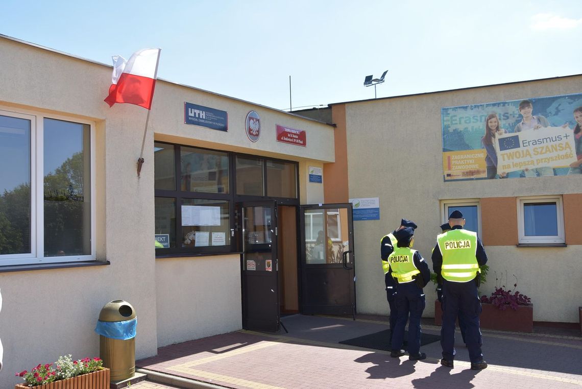 Prokuratura o sprawie rozpylenia gazu w ZS 1 w Płońsku