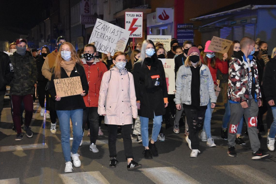 Protestujący przeszli ulicami po raz drugi