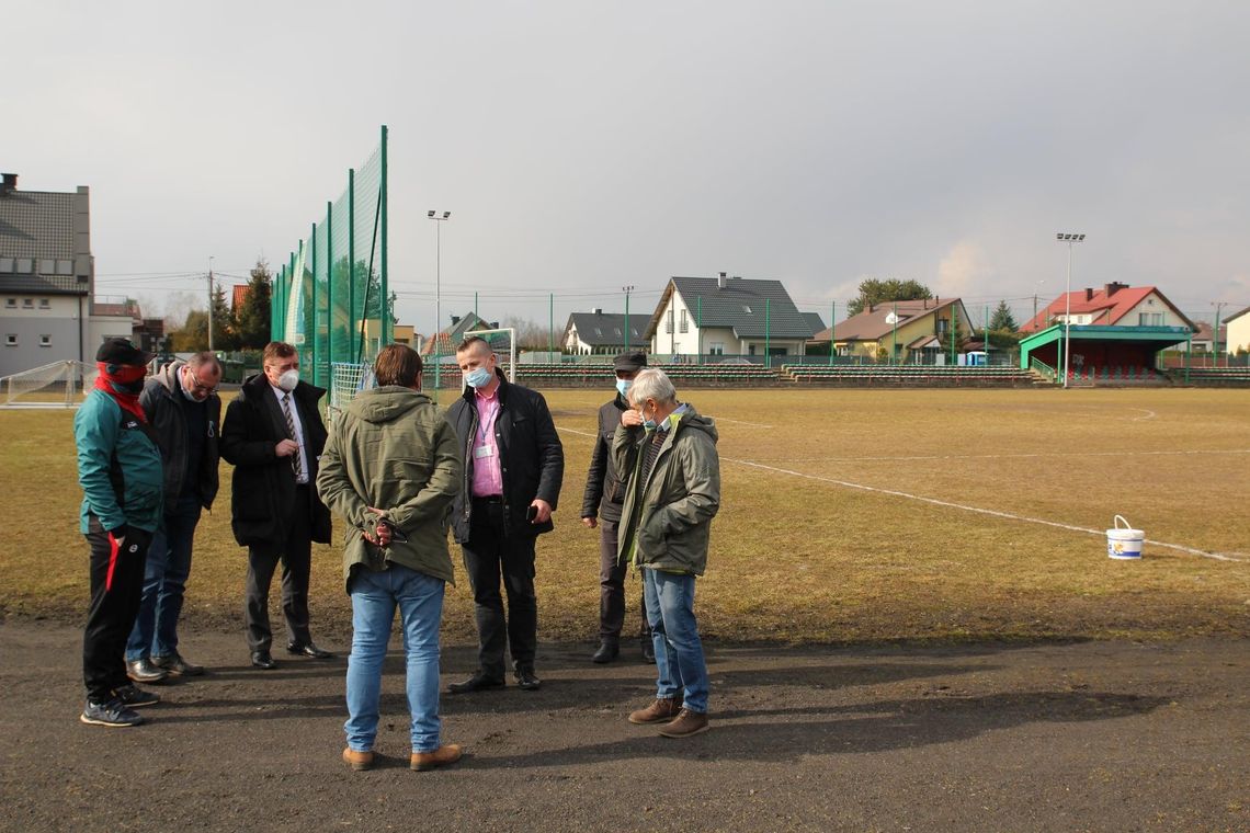Przebudowa stadionu w Nasielsku. Na początek powstanie boisko treningowe