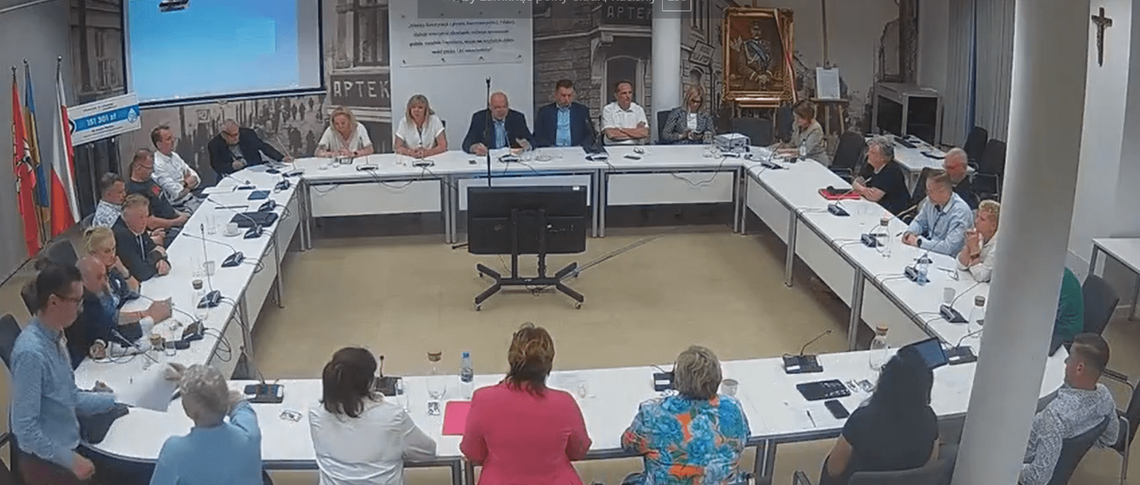 Punkt dotyczący stanowiska w sporze MCK-u z wykonawcą zdjęty z obrad Punkt dotyczący stanowiska w sporze MCK-u z wykonawcą zdjęty z obrad