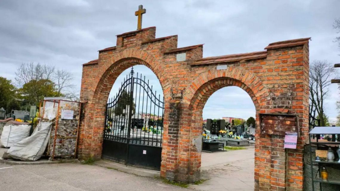 Radna apeluje o monitoring na płońskim cmentarzu parafialnym