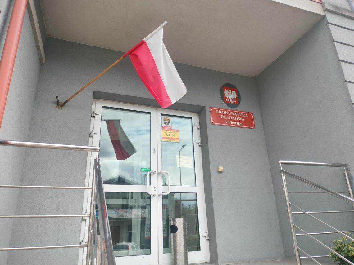 Śledczy badają okoliczności tragedii w Dłutowie. Do przesłuchania kolejne osoby Śledczy badają okoliczności tragedii w Dłutowie. Do przesłuchania kolejne osoby