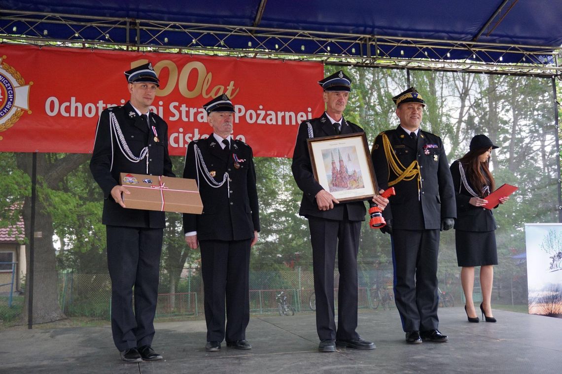 Strażackie świętowanie w Ościsłowie. Trzy jubileusze druhów