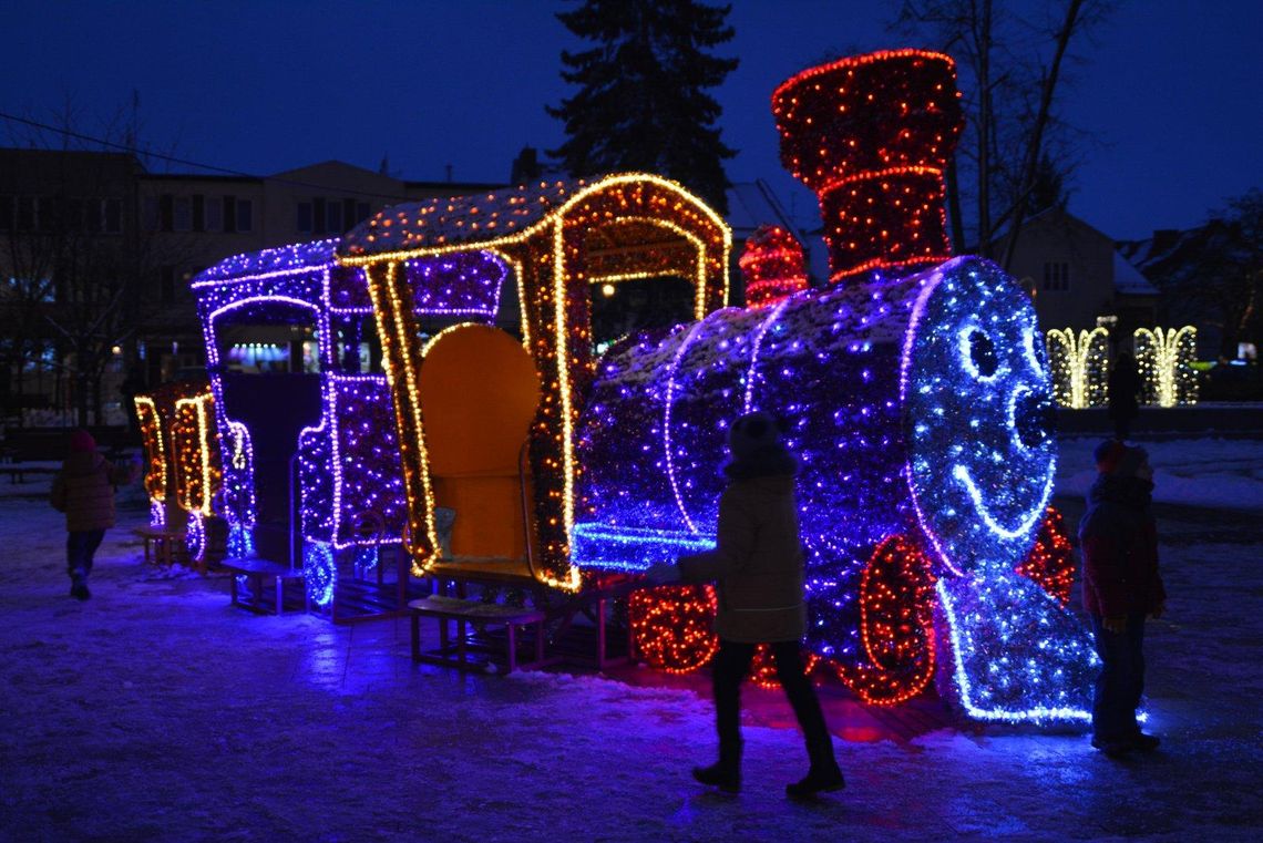 Święta coraz bliżej. Pojawiły się iluminacje w miejskiej przestrzeni, są też nowe