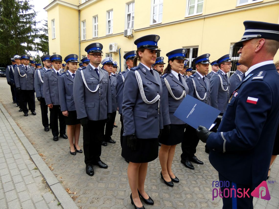 Święto Policji w Ciechanowie. Odznaczenia, awanse i rodzinny piknik podczas powiatowych obchodów (zdjęcia)