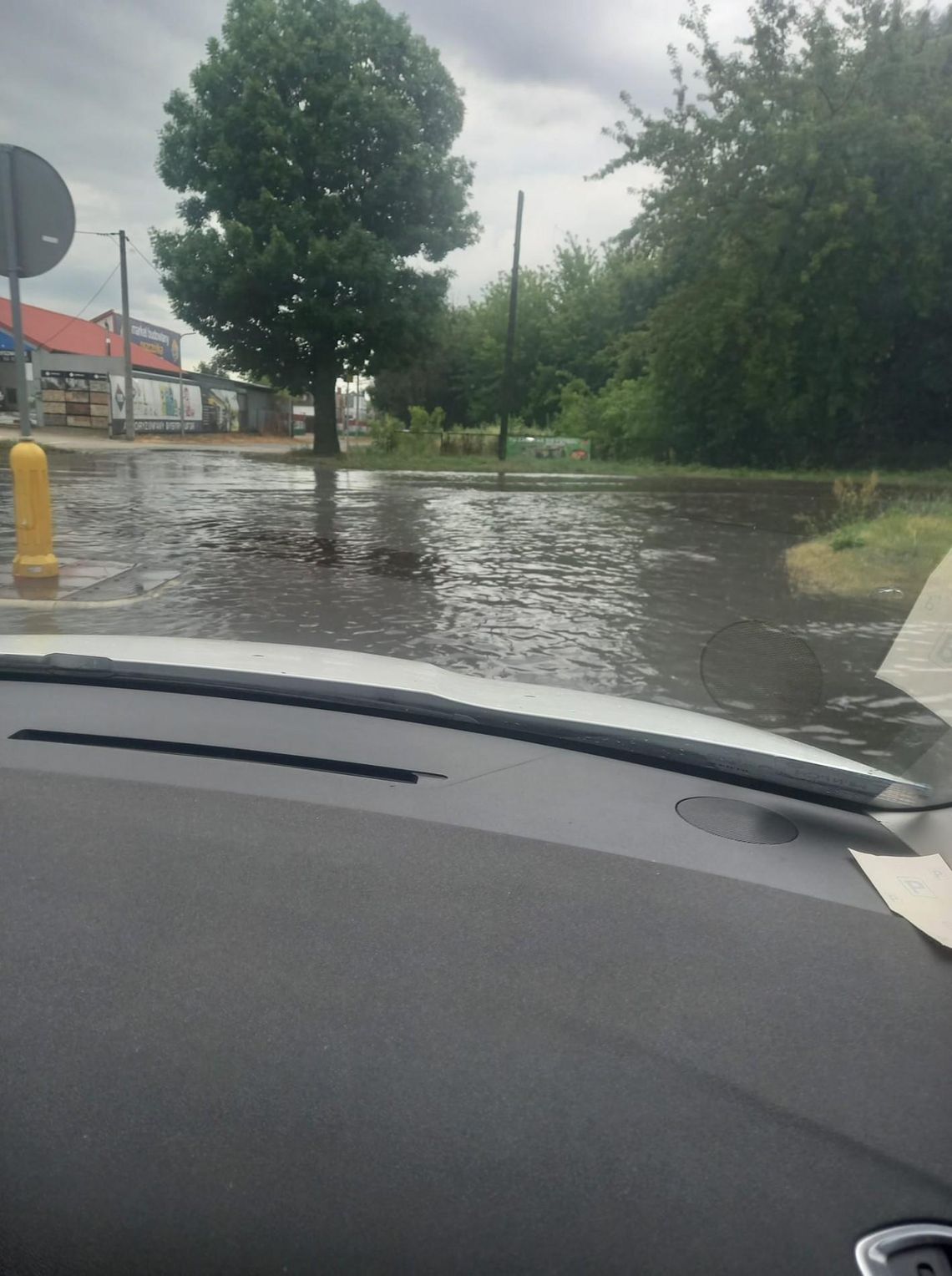 Sześć zdarzeń po niedzielnej ulewie