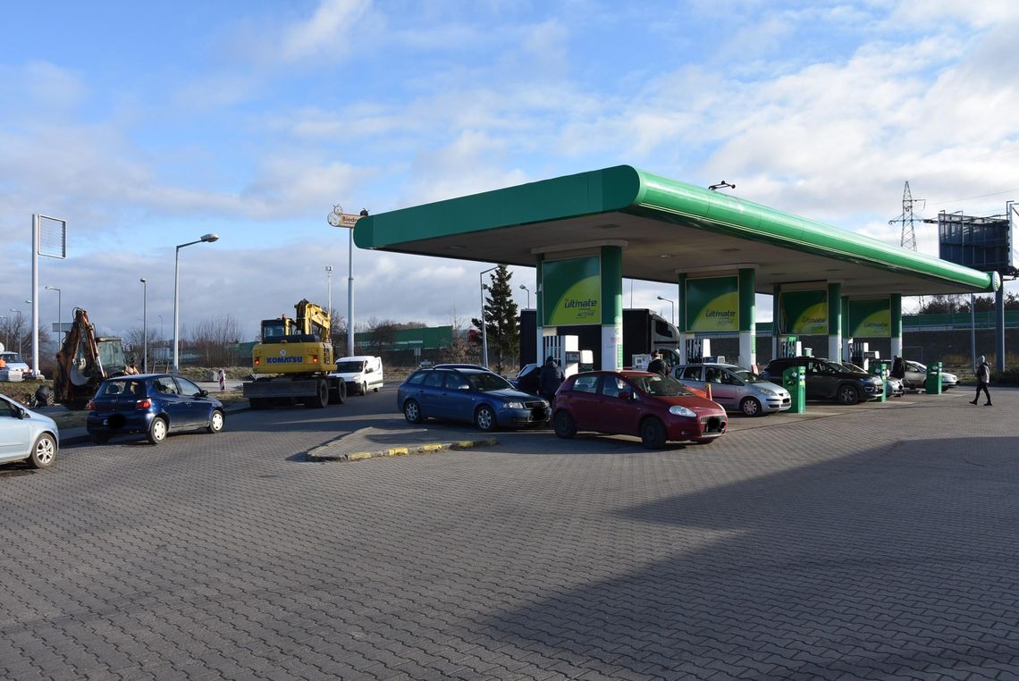 "To co działo się na stacjach jest nieporozumieniem" - Sonda RP "To co działo się na stacjach jest nieporozumieniem" - Sonda RP