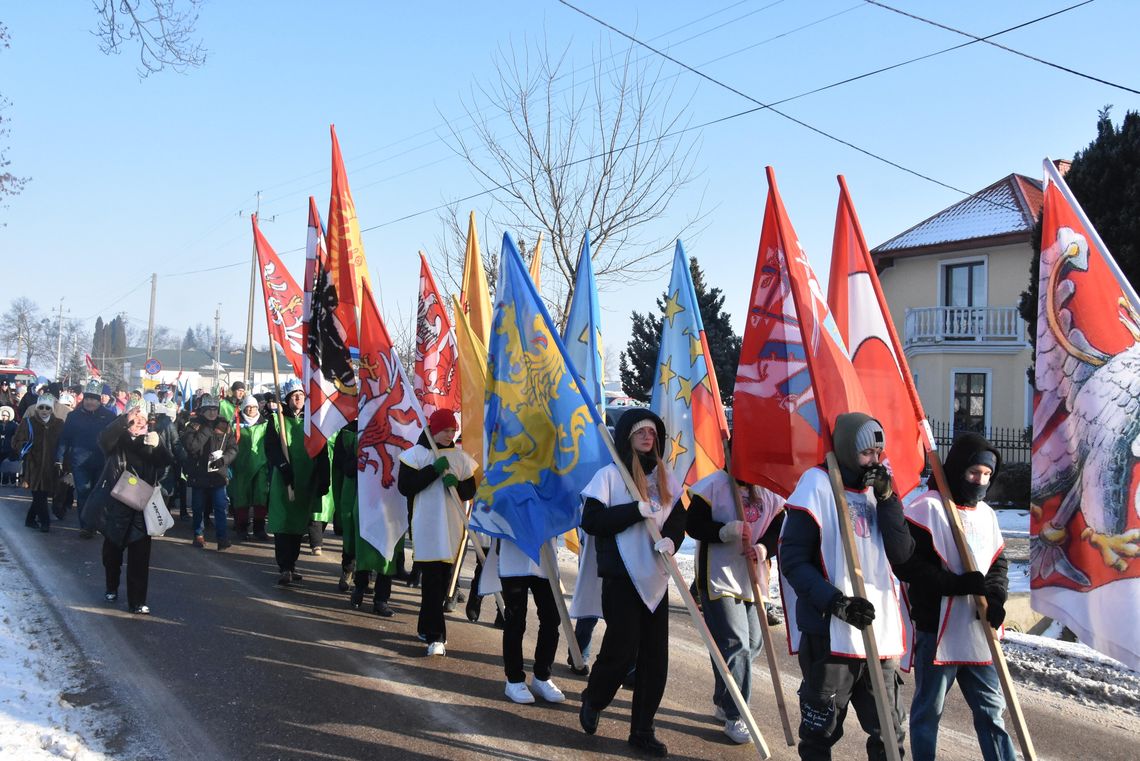 Tradycja zachowana. Orszak Trzech Króli w Czerwińsku nad Wisłą Tradycja zachowana. Orszak Trzech Króli w Czerwińsku nad Wisłą