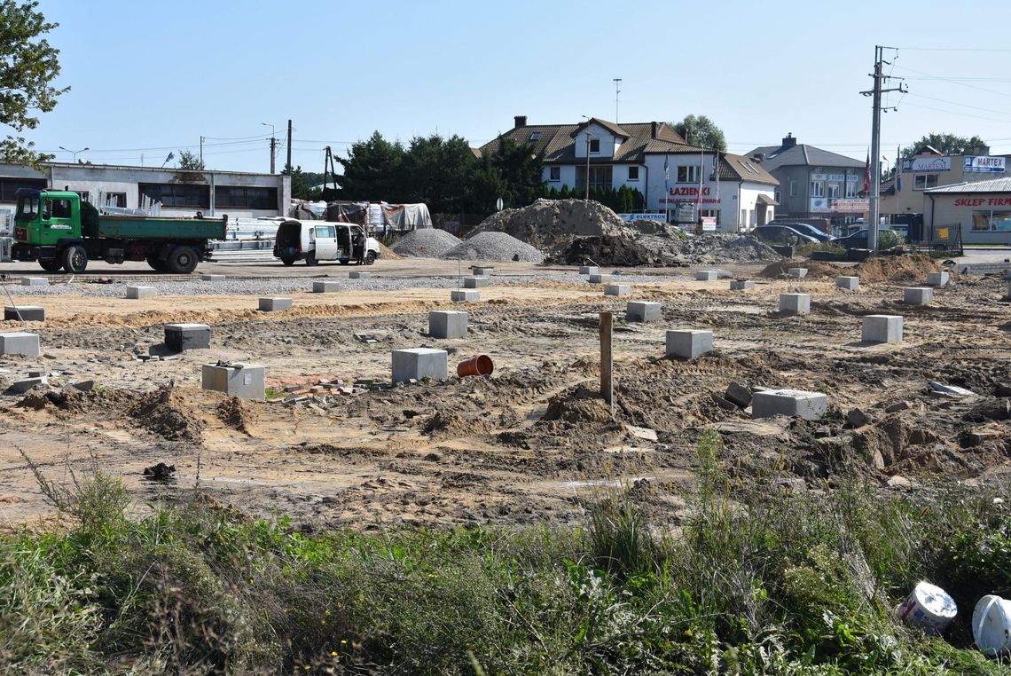 Trwa modernizacja targowiska Trwa modernizacja targowiska