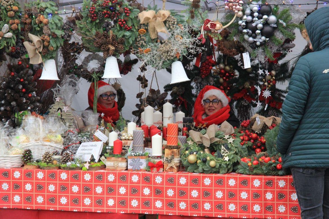 Trwa pełen atrakcji bożonarodzeniowy jarmark w Nasielsku