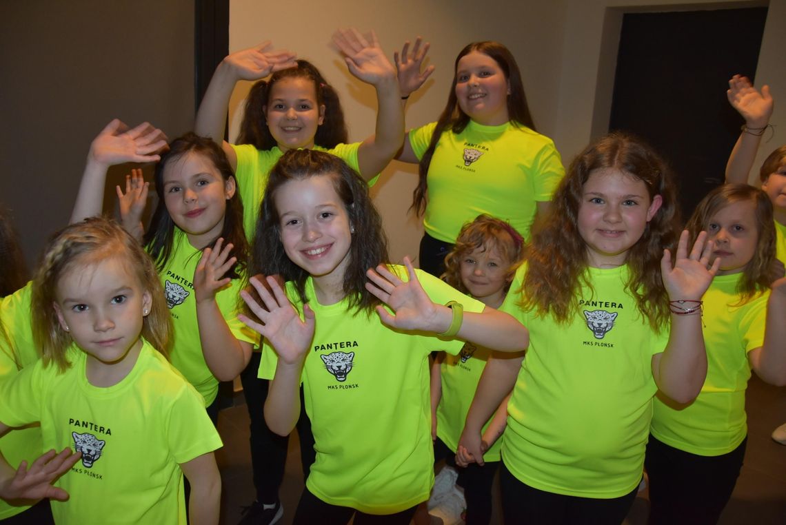 Tylko Dance ma Sens - roztańczona scena płońskiego MCK-u Tylko Dance ma Sens - roztańczona scena płońskiego MCK-u